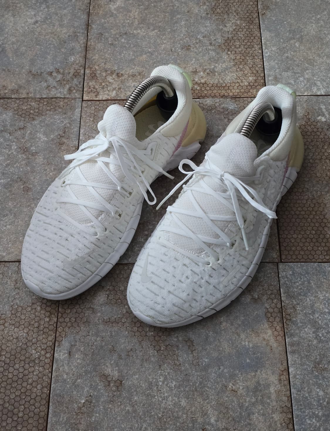 (230)나이키 프리 런 5.0 써밋 화이트  상품이미지1