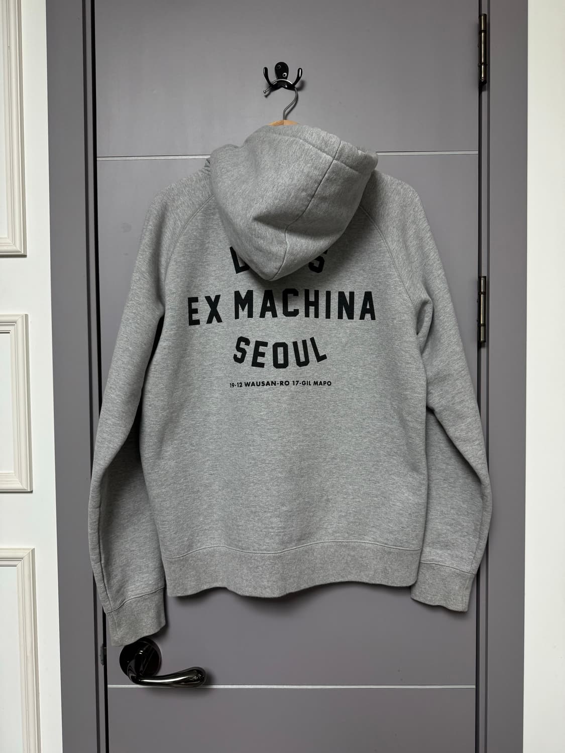 데우스 엑스 마키나 서울 후드티 M 그레이 상태최상 상품이미지2