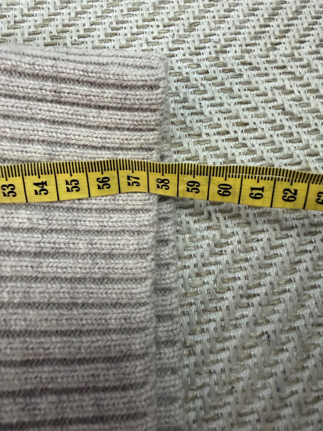 정품) COS 코스 여성 핑거홀 니트 스웨터 S 상품이미지9