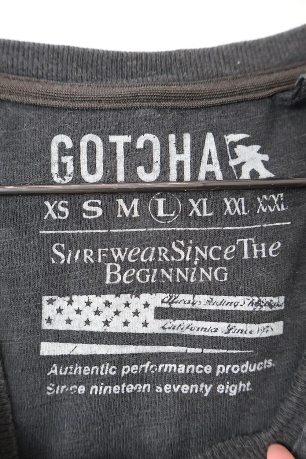 Gotcha V-Neck Surf Graphic Pocket Tee 상품이미지6