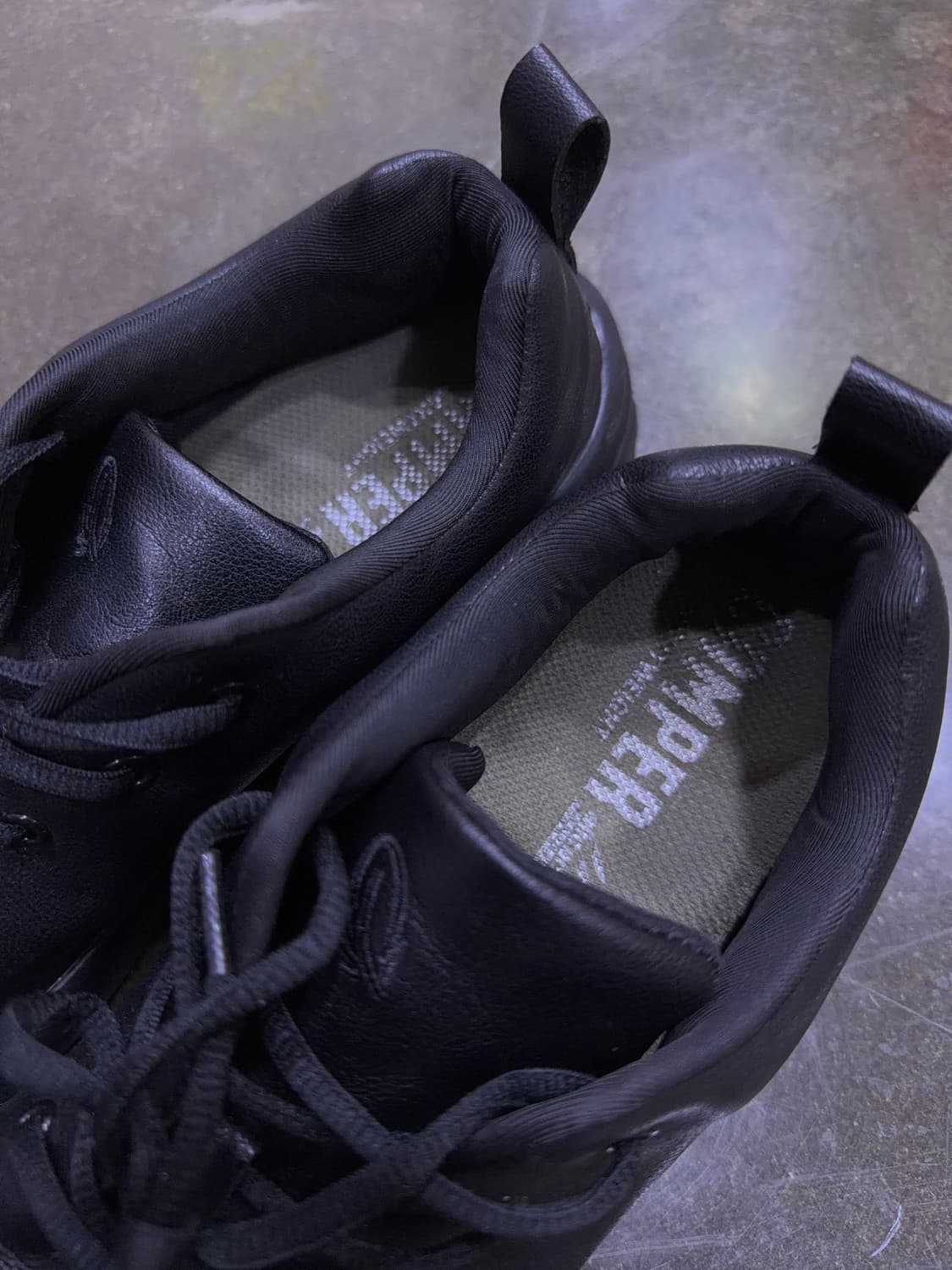 데이워크 컴포트 아치 스니커즈 블랙 265 상품이미지5