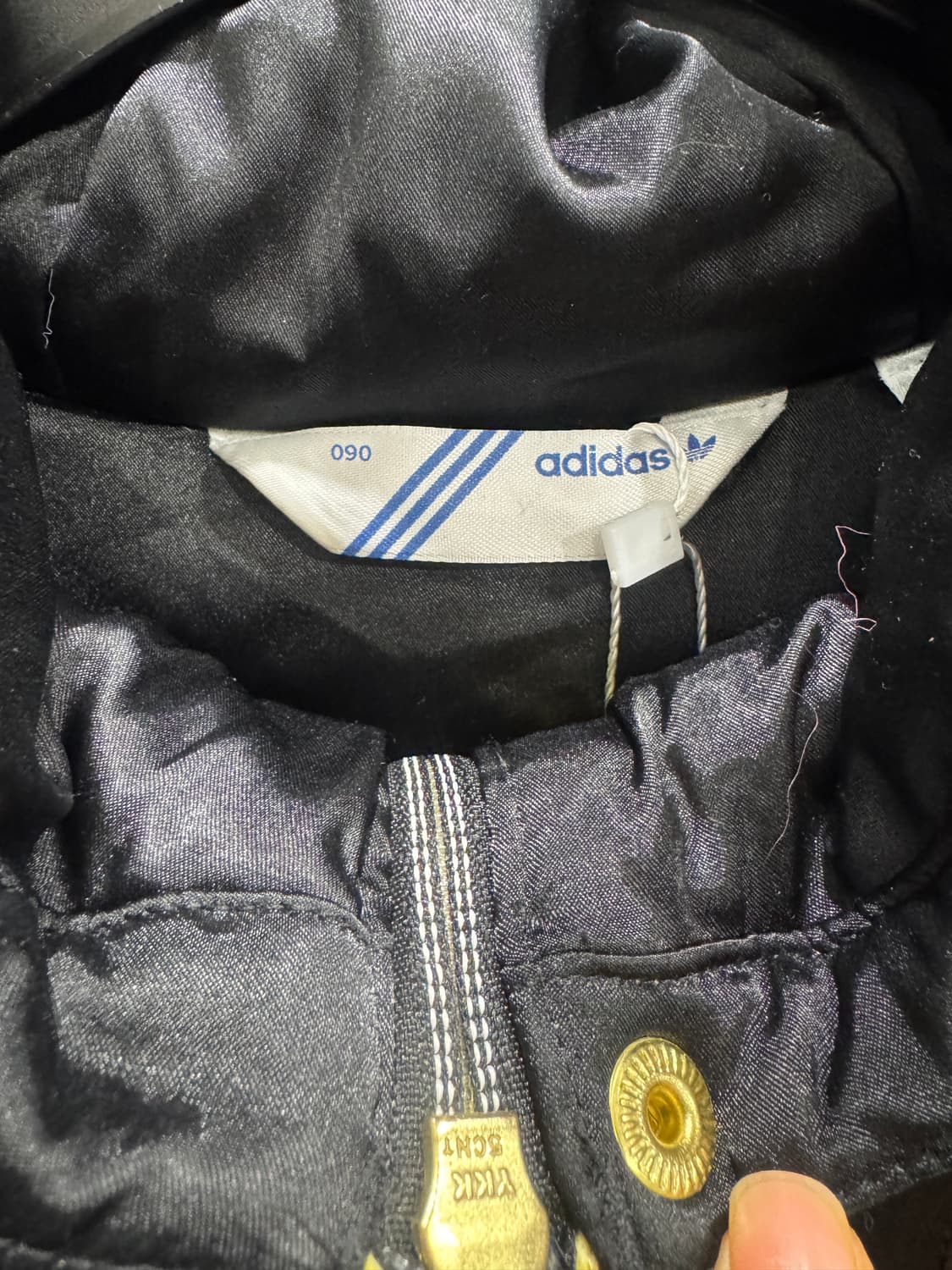 adidas original 새틴 봄버점퍼 상품이미지2