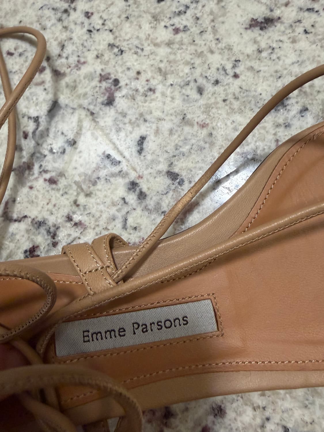 Emme Parsons 누드 베이지 레더 글래디에이터 샌들 37 상품이미지3