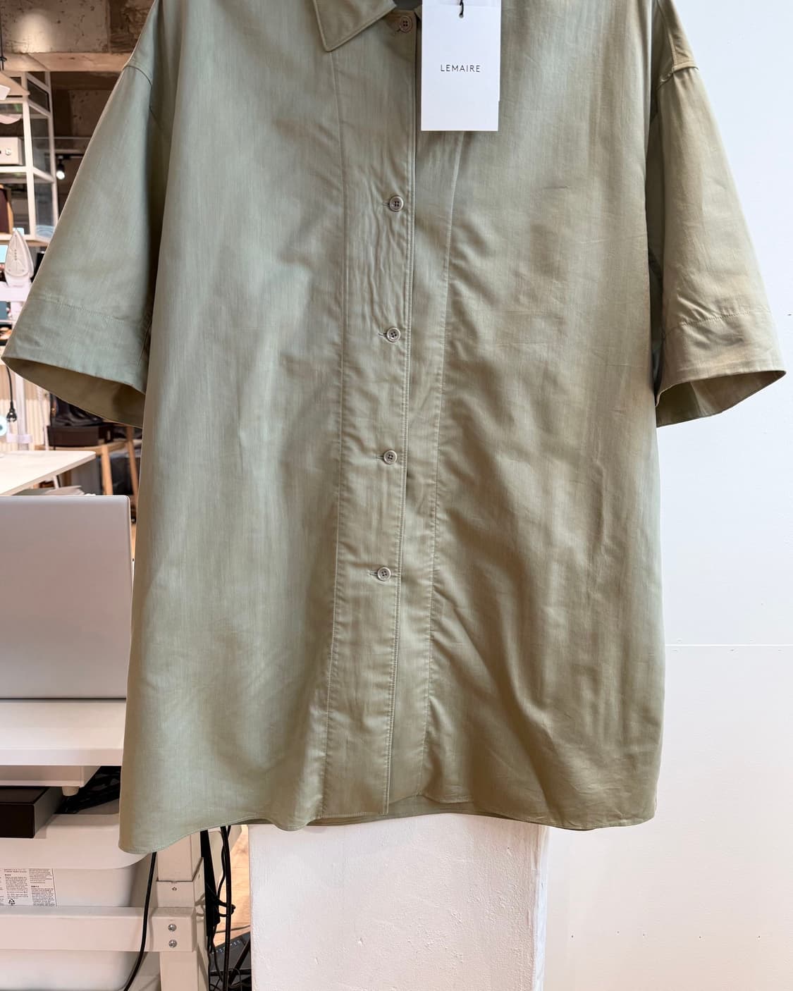 르메르 그린 컨버터블 포플린 하프 셔츠  상품이미지6