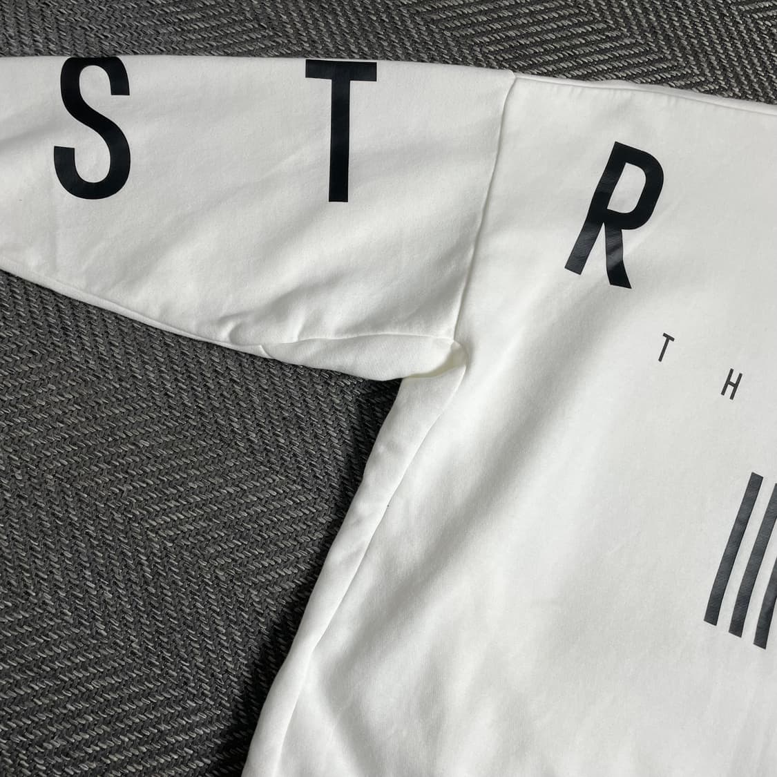 아디다스 stripes 빅로고 박시핏 스웻 셔츠 y 4847 상품이미지4