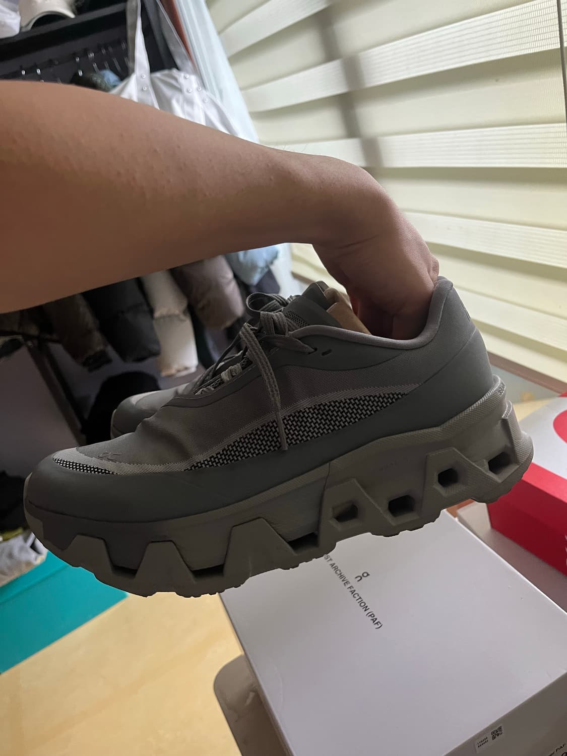 온러닝 파프 클라우드몬스터 그레이 270 상품이미지3