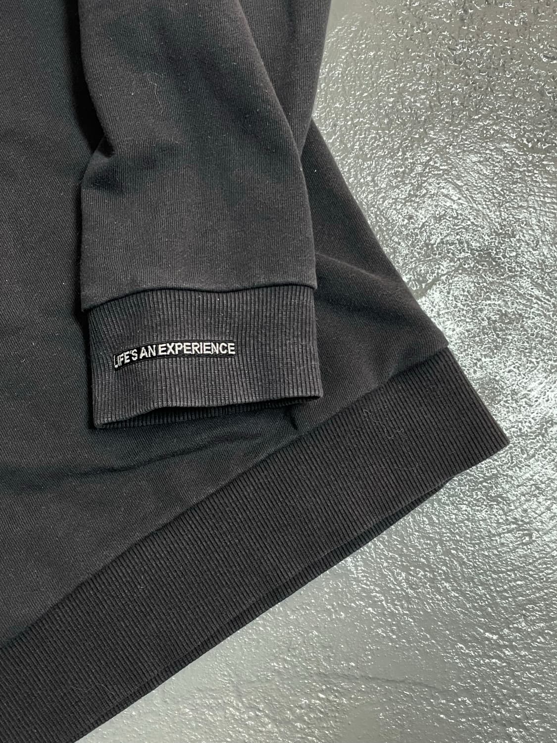 디스커버리 맨투맨  상품이미지3