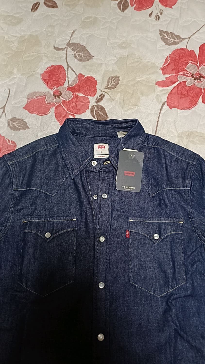 리바이스 미사용 데님셔츠 남녀공용90 가슴51 기장72 상품이미지4