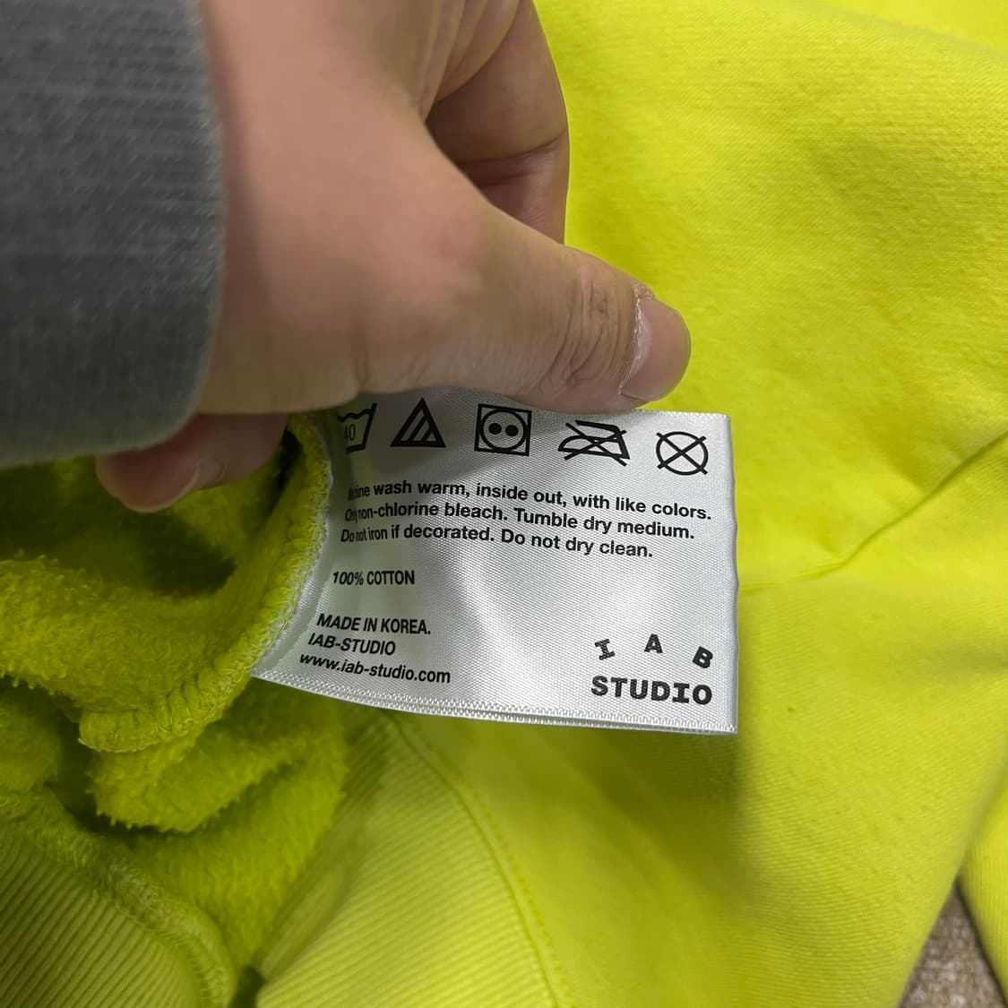 아이앱 스튜디오  x 웍스아웃 후드 상품이미지9