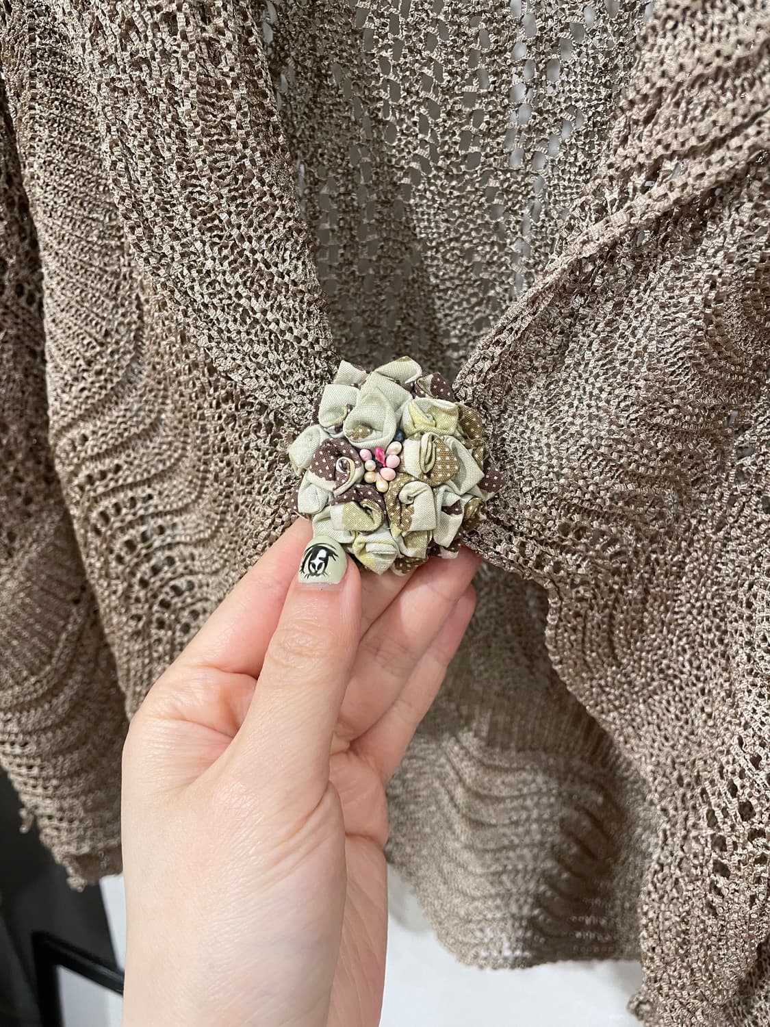 Crochet Cardigan with Corsage Brooch 상품이미지8