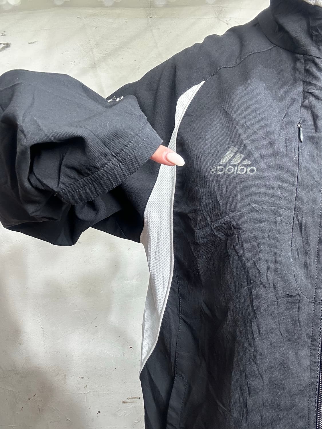 아디다스 블랙 화이트 바람막이 자켓 M 상품이미지4