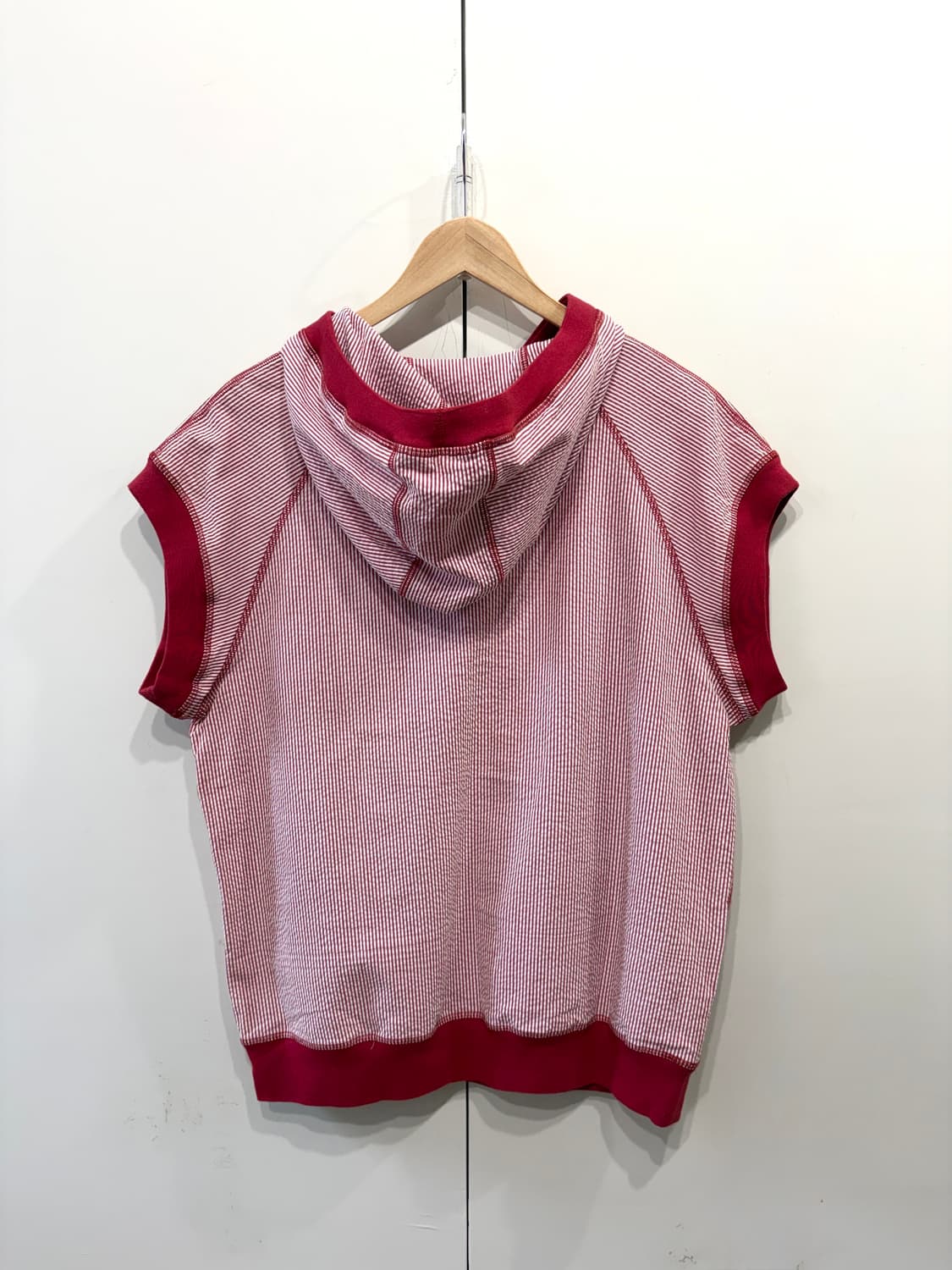 돌체앤가바나 스트라이프 하프집업 후드 베스트 상품이미지3