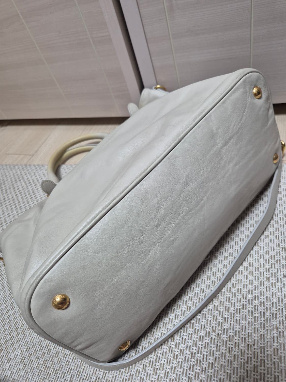 (정품) 프라다 Prada 비텔로 다이노 레더 토트  숄더백 상품이미지6