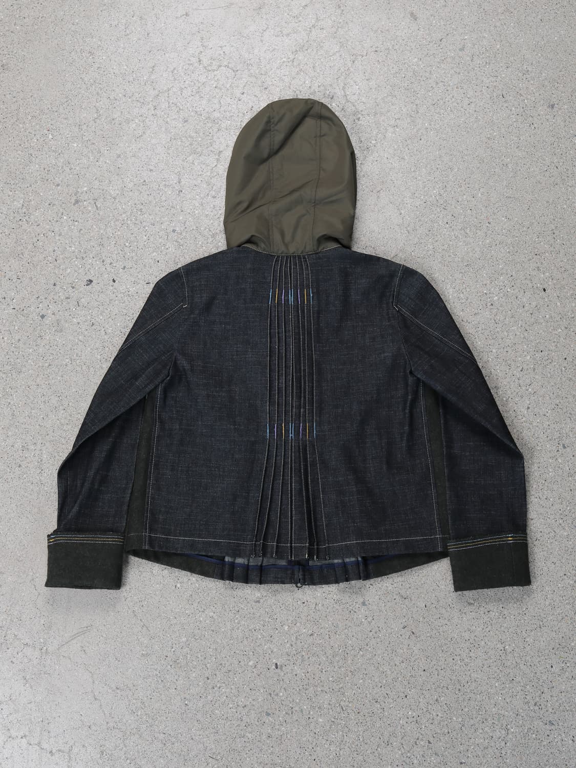 M.F.G Mixed Fabric Pleated Hooded Jacket 상품이미지3