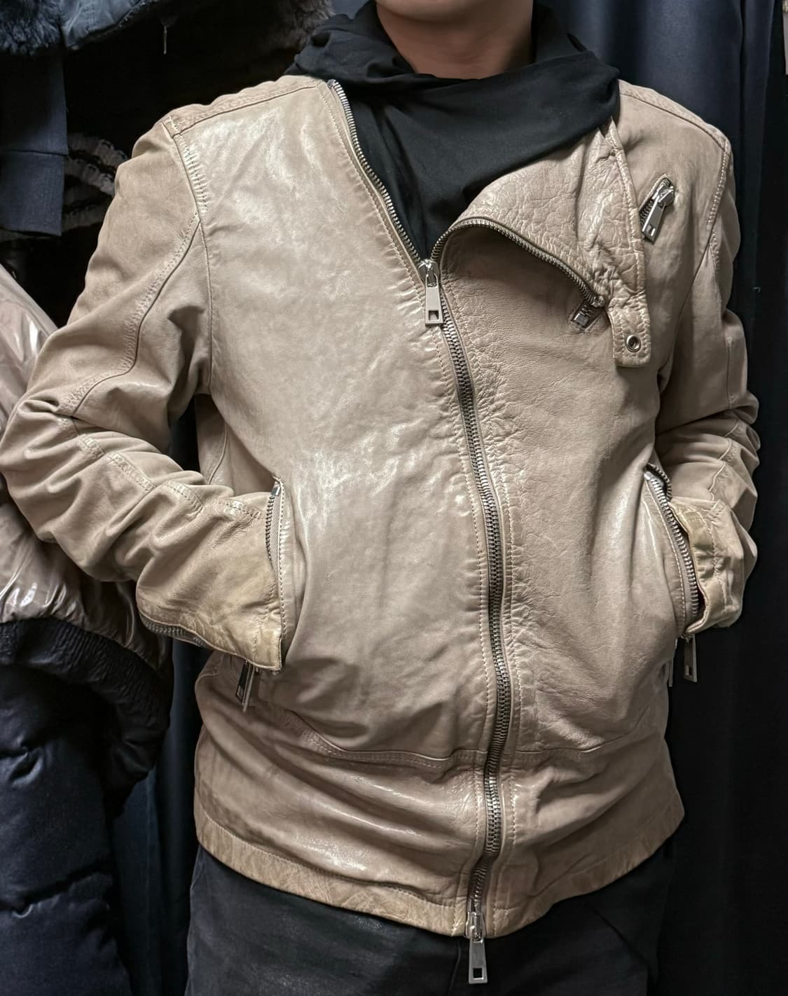 베이지 비대칭 지퍼 빈티지 레더 자켓 상품이미지1