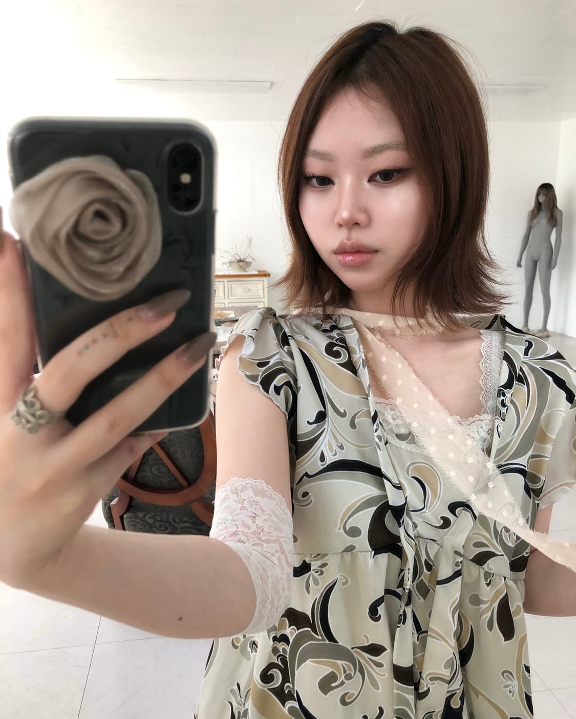 Set 페이즐리 프릴탑 & 그린티 미디 스커트 상품이미지5