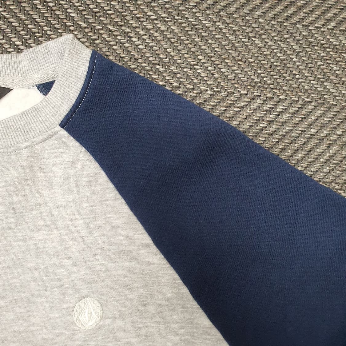 볼컴 기모 맨투맨 난자105 상품이미지3