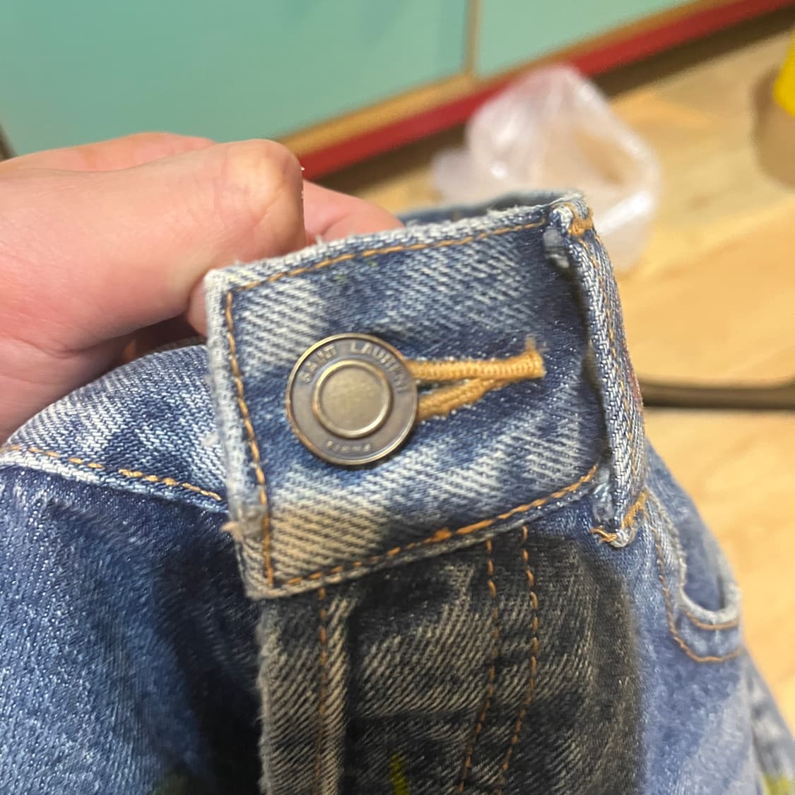 [28] 생로랑 페인트 데님 디스진 청바지 상품이미지3