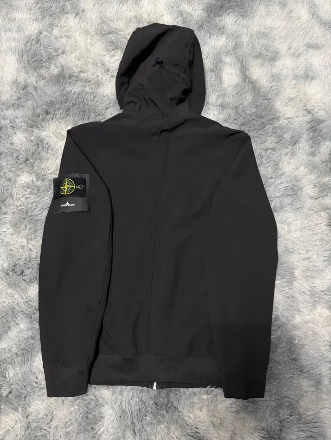 스톤아일랜드 소프트쉘 R e-dye M 상품이미지3