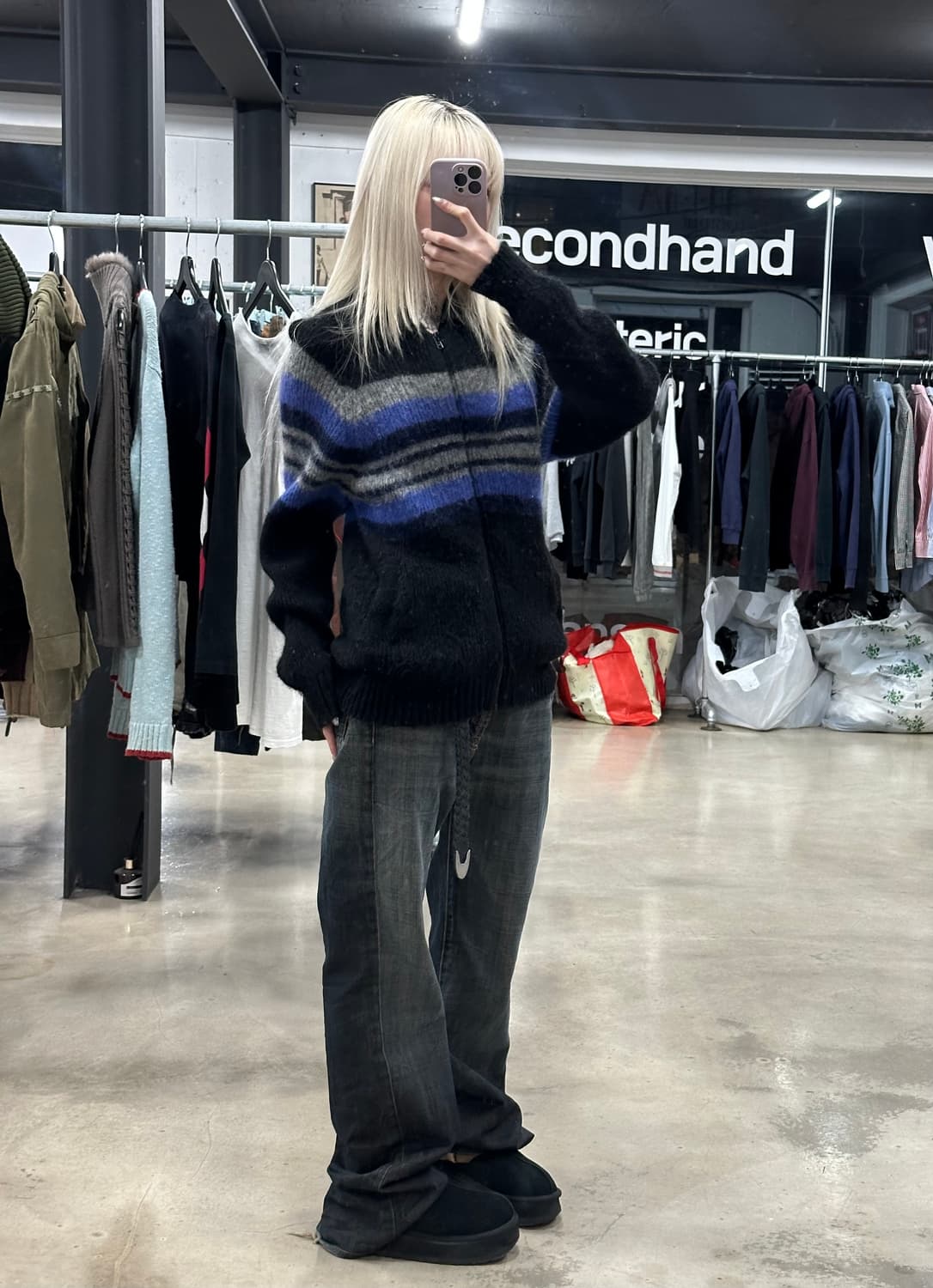 슈프림 19FW 브러쉬드 백로고 울 스웨터 집업 상품이미지3