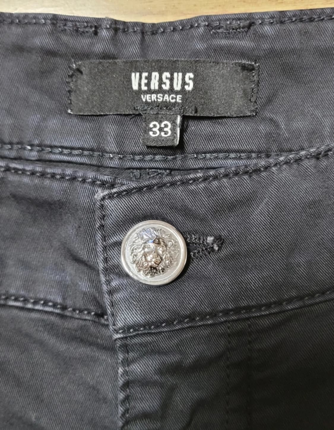 베르사체 VERSUS 코튼바지

 상품이미지3