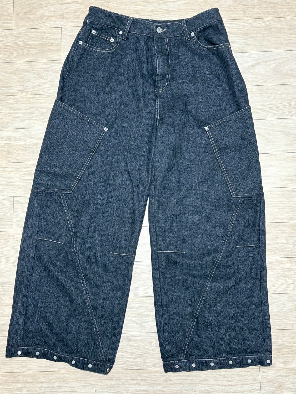 아캄 데님 팬츠 블랙 Ankle Studded Denim Pants (B 상품이미지2