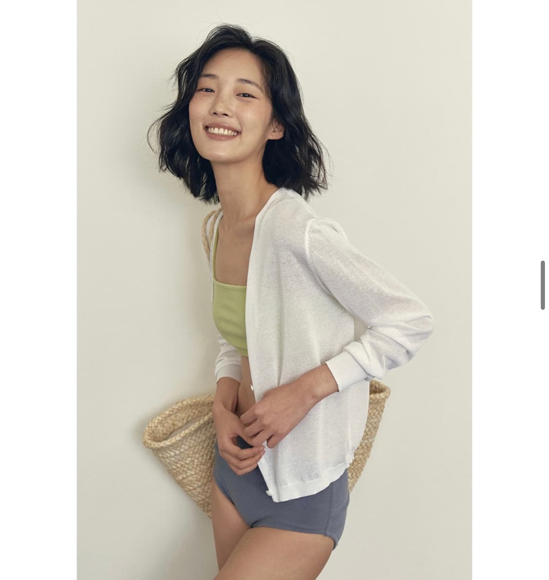 [택있는새상품] 로에일 사이드 버튼 시스루 브이넥 가디건 (화이트) 상품이미지5