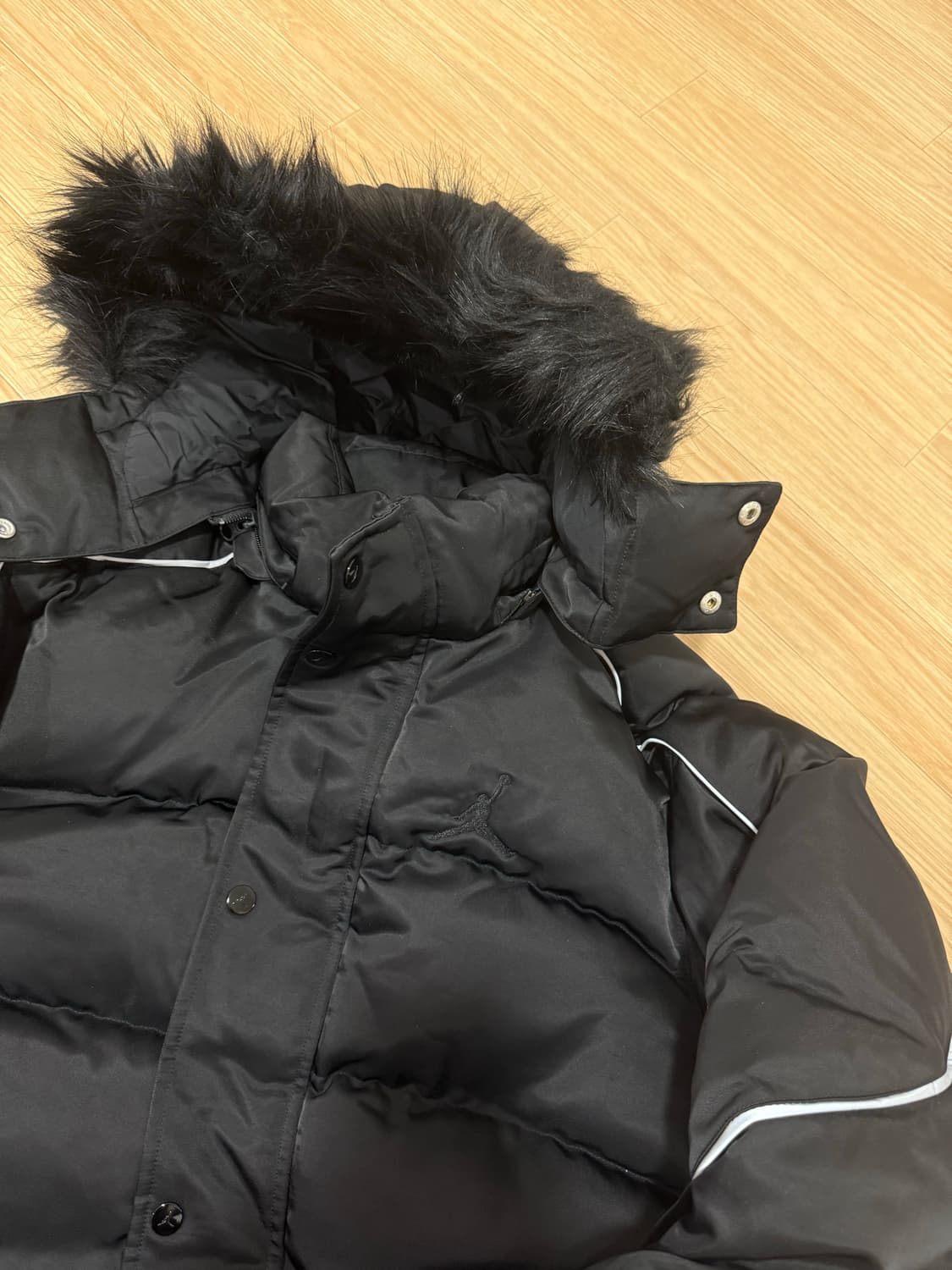 슈프림조던 퍼퍼자켓 블랙M 상품이미지5