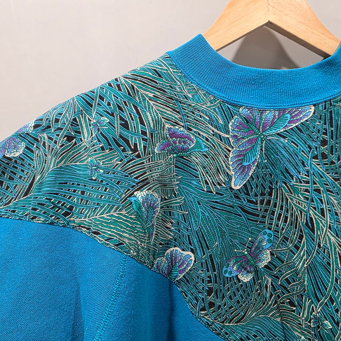 USA빈티지 90s 헤인즈 나비 패턴 맨투맨 상품이미지5