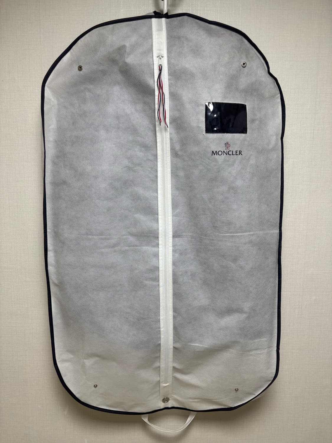 [4/백화점판/새상품급] 몽클레어 클루니 패딩 네이비 상품이미지5