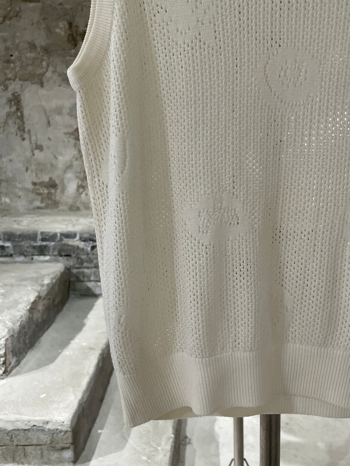 크리스찬 디올 스포츠 크림 V넥 메쉬 아크릴 베스트 상품이미지4