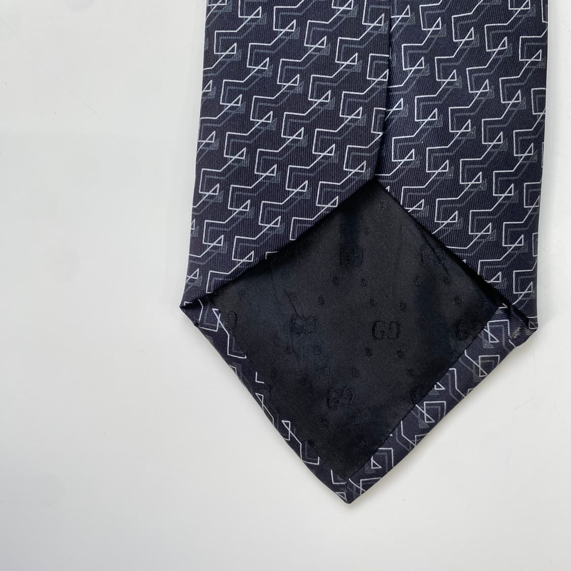 구찌(GUCCI) G모노그램 명품 정품 블랙넥타이 상품이미지7