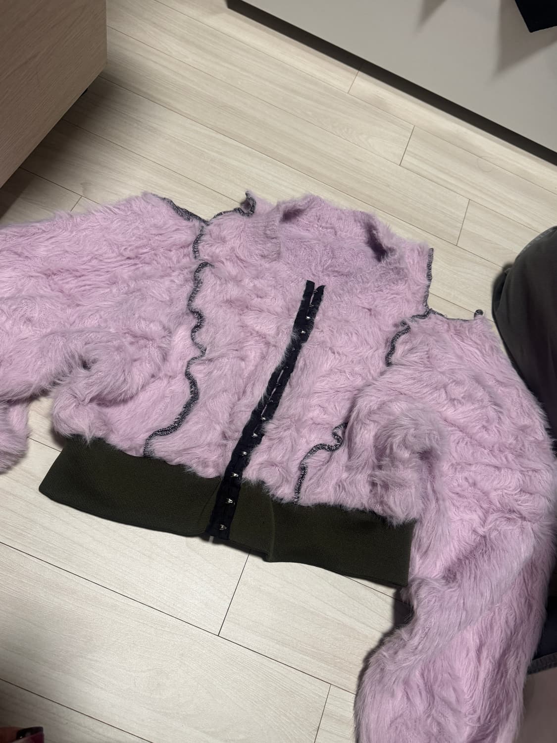 더미스테리어스호텔 빈티지 복실 퍼니트 커스텀니트 상품이미지4