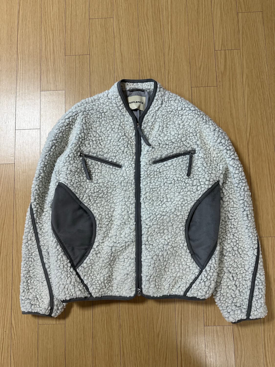 인사일런스 ROMA 울 시어링 자켓 WHITE 상품이미지1