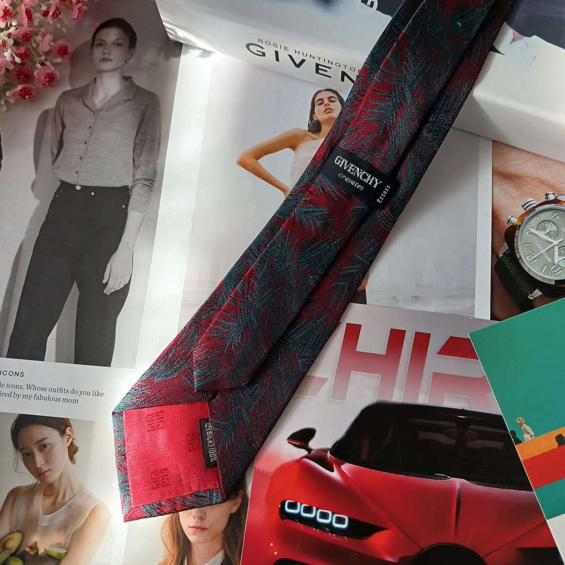 지방시 실크 레드&그린 패턴 넥타이 7.9cm A+등급 A19242
 상품이미지5