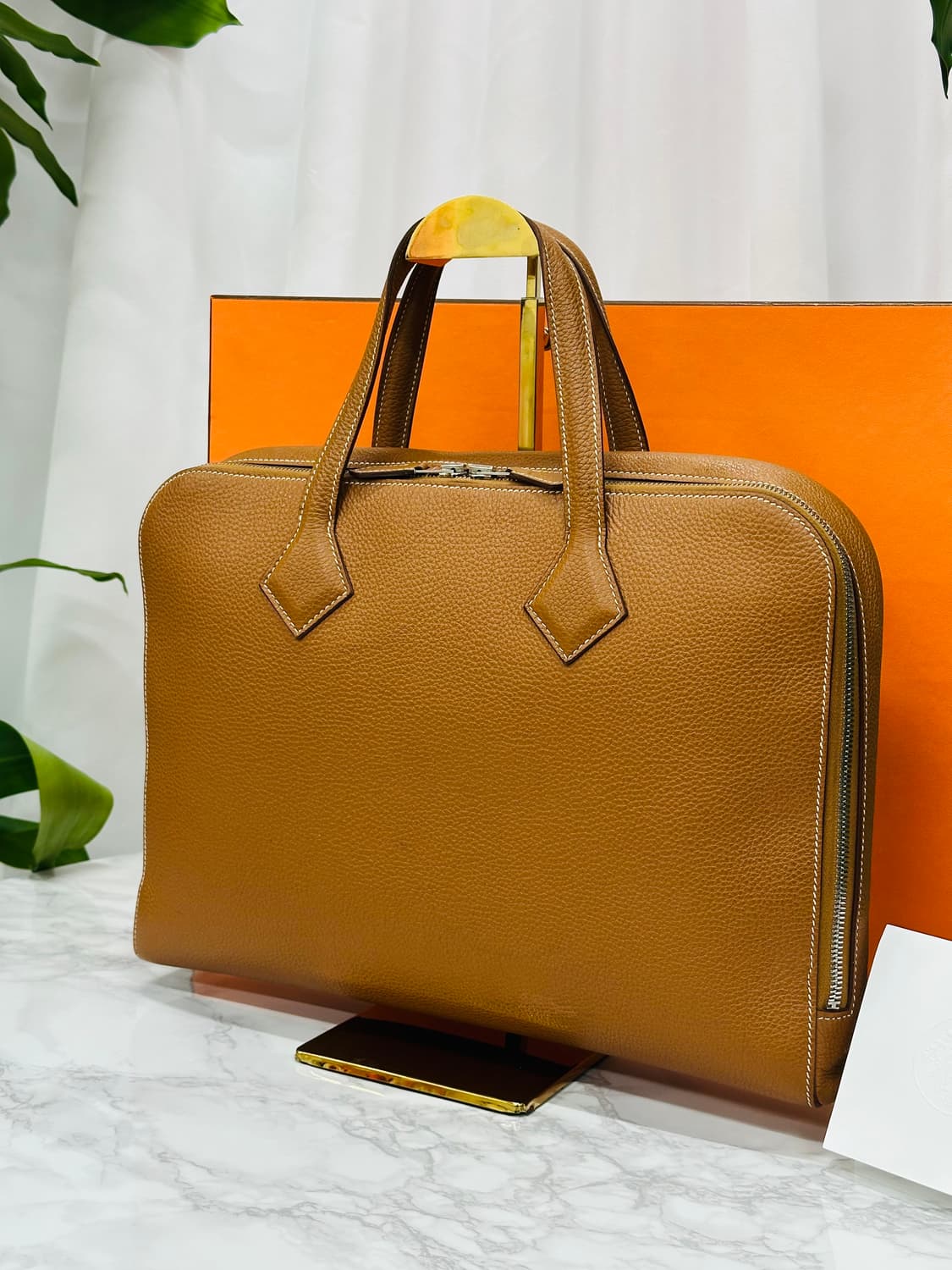 에르메스 빅토리아 라이트 카멜골드 토트백 상품이미지2