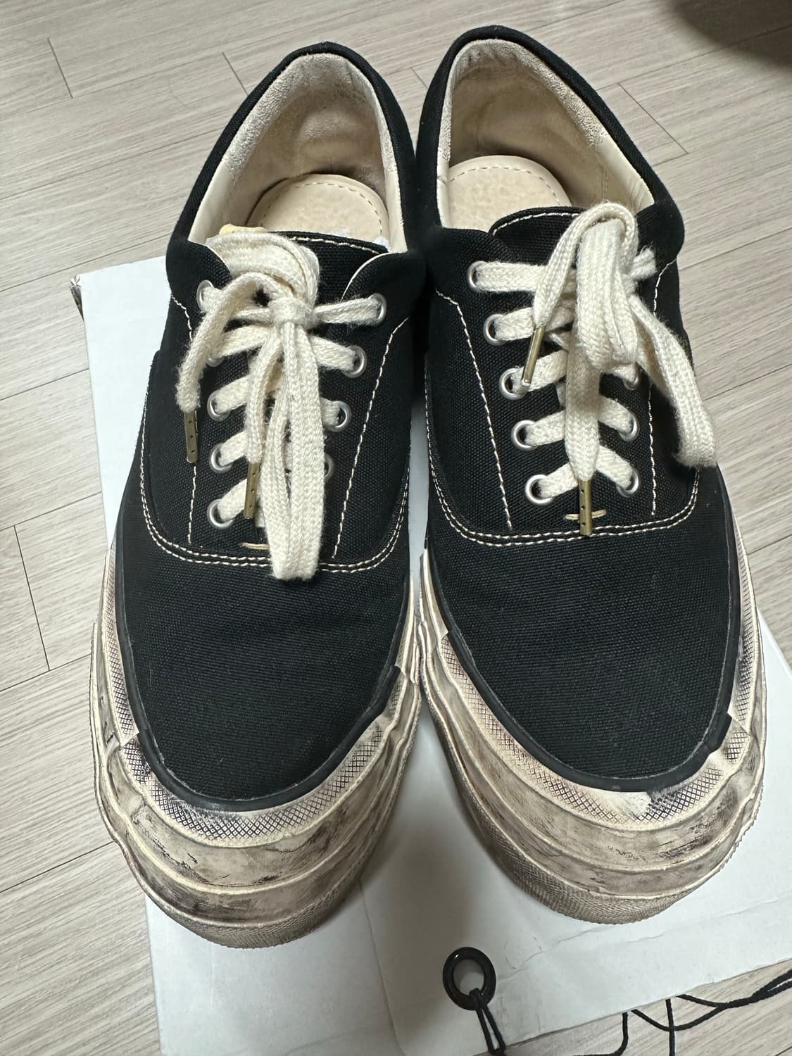 [8.5] 비즈빔 로건덱 지패턴 블랙 상품이미지1