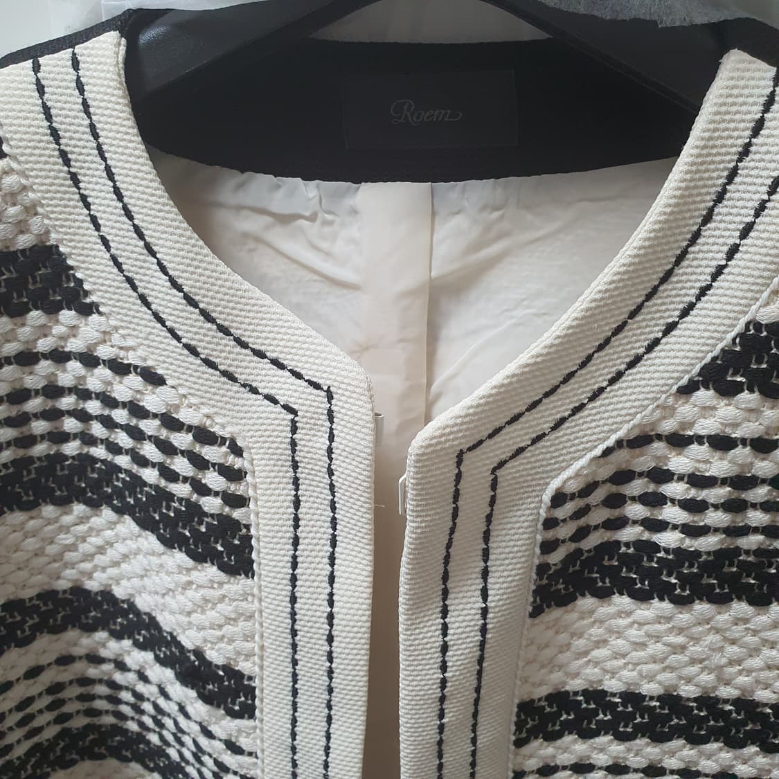 로엠Roem 트위드 자켓_무료배송 상품이미지5