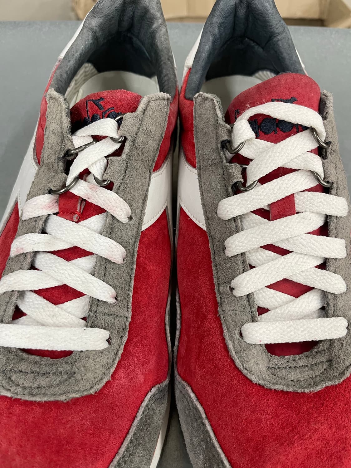 디아도라 레드 러닝 스니커즈 270 상품이미지9