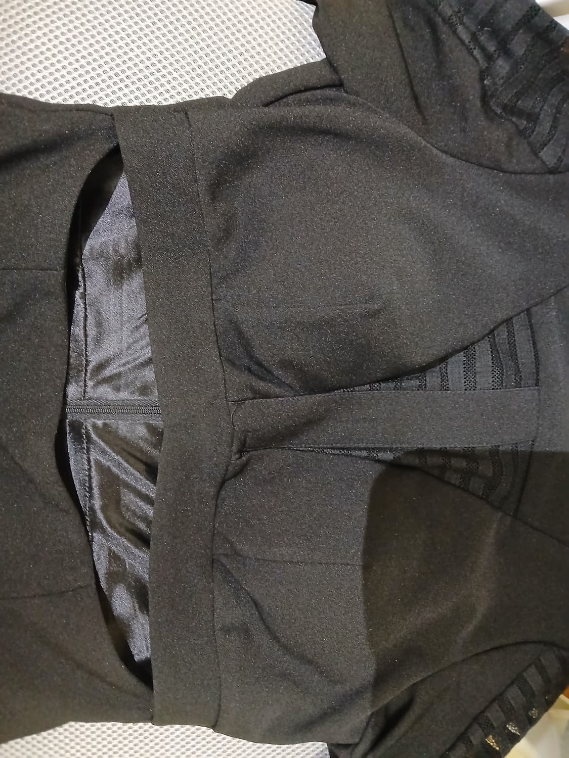 나롱쥐 원피스 컷아웃 크롭 홀복 섹시 드레스 하객룩 클럽 파티룩 데이트룩 상품이미지4