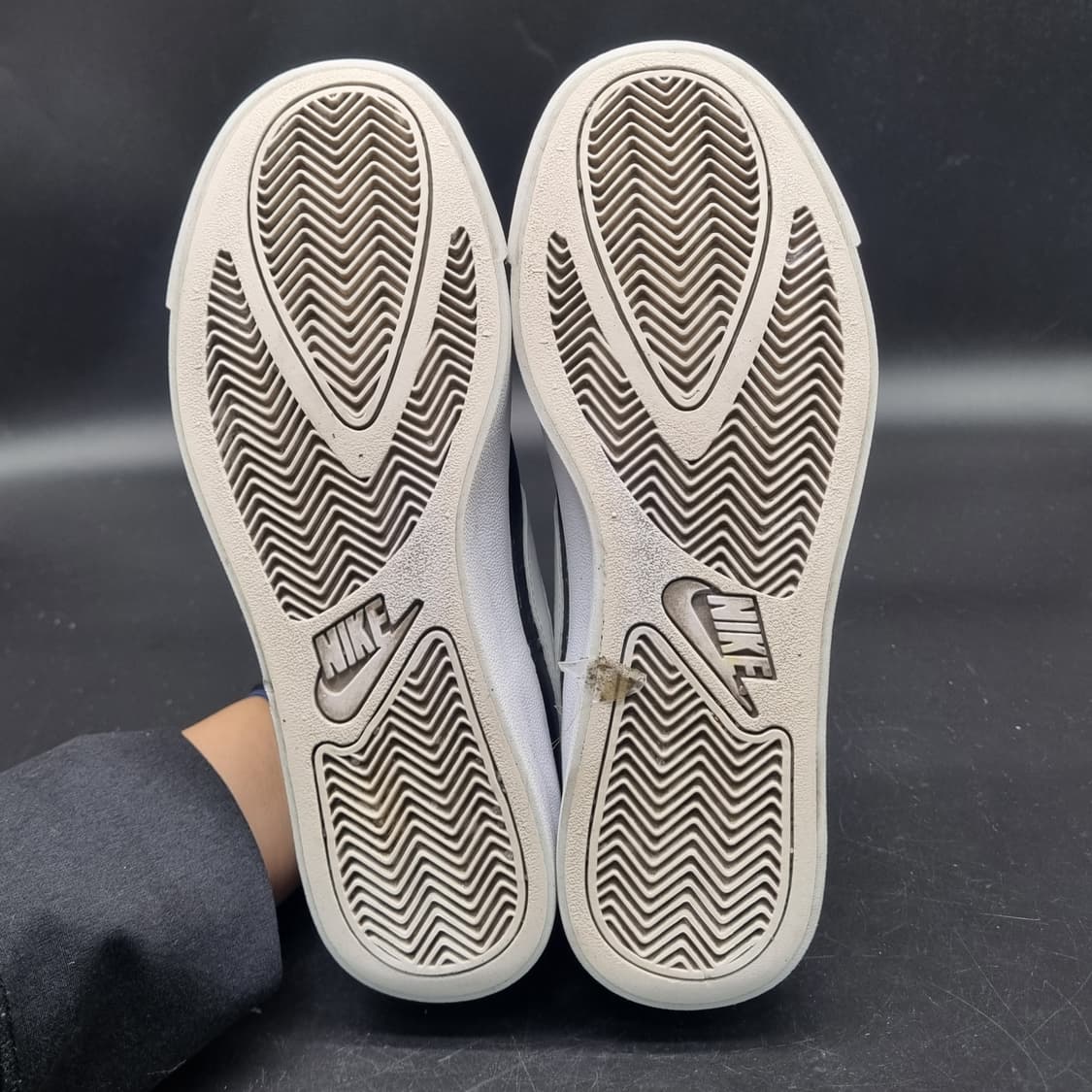 나이키 코트로얄ac 운동화245  상품이미지3