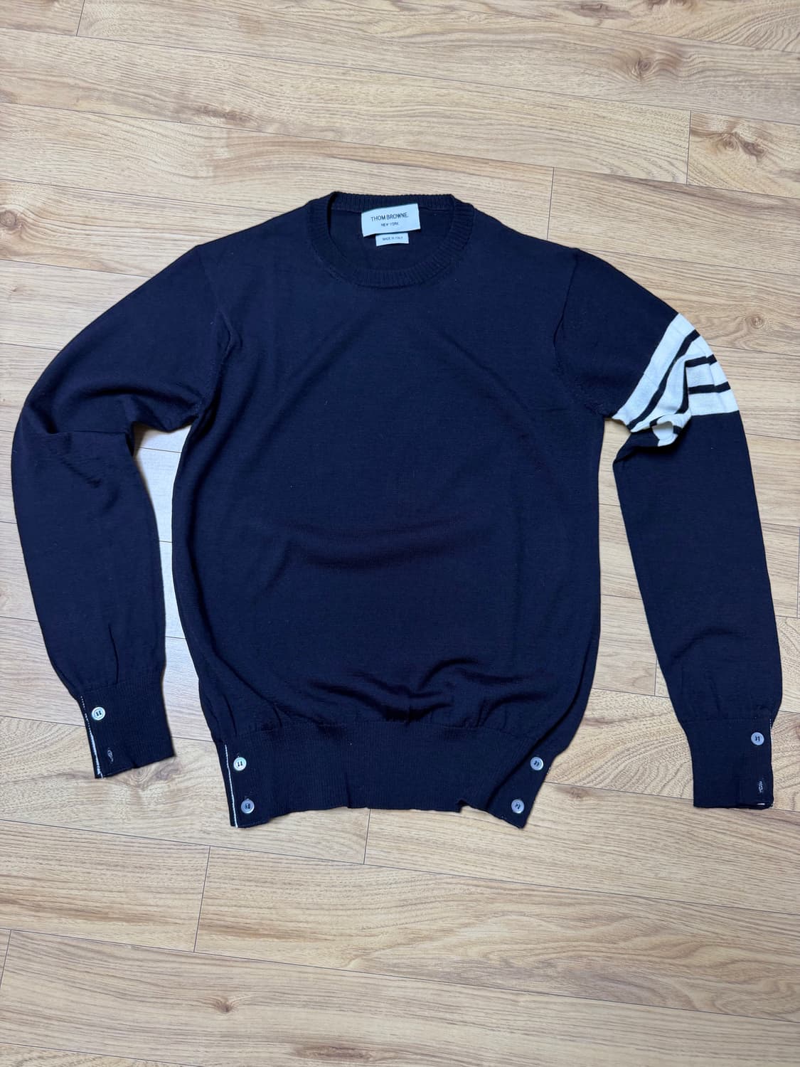 톰브라운네이비 기본니트  상품이미지1