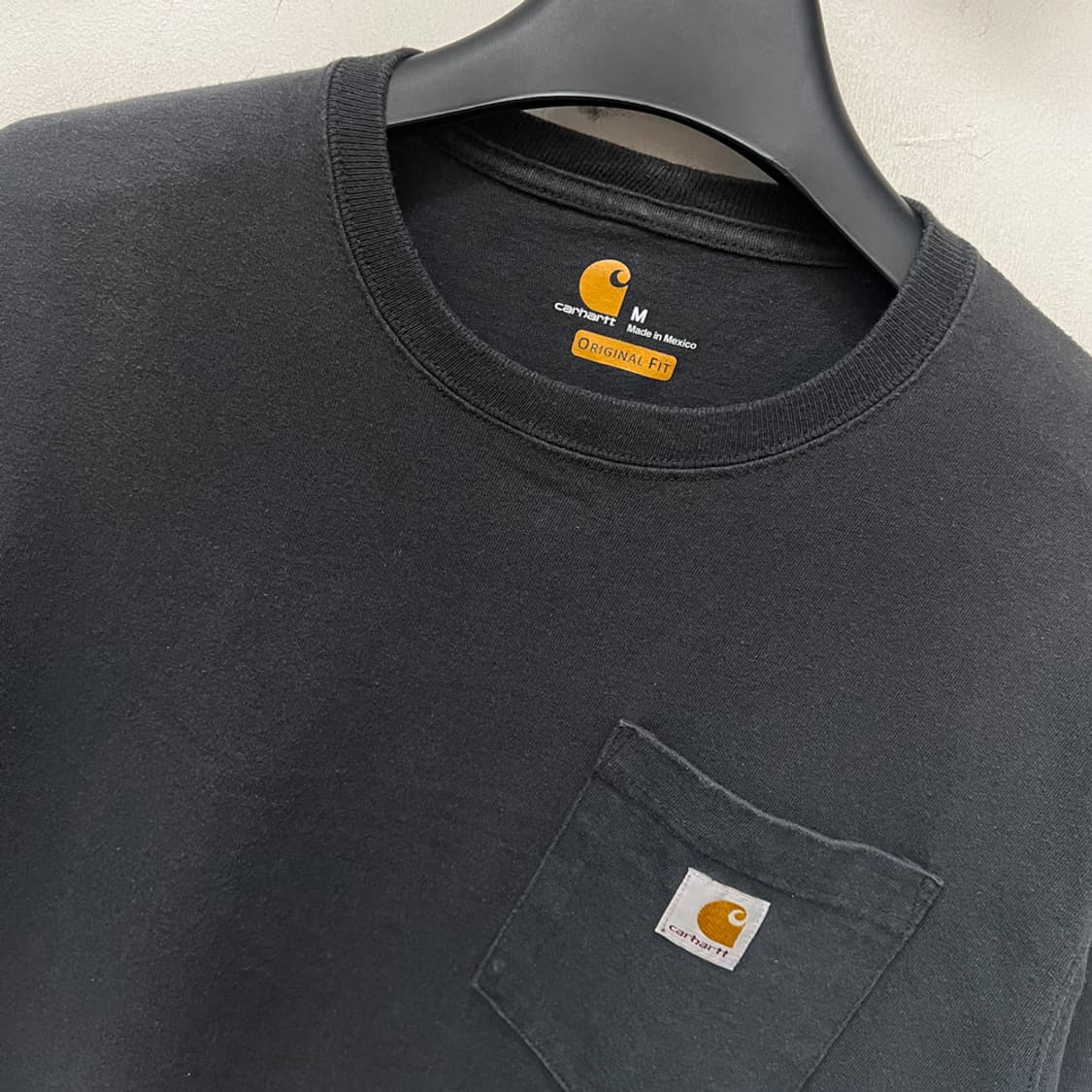 칼하트 오리지날핏 K87 포켓 반팔티 M 상품이미지3