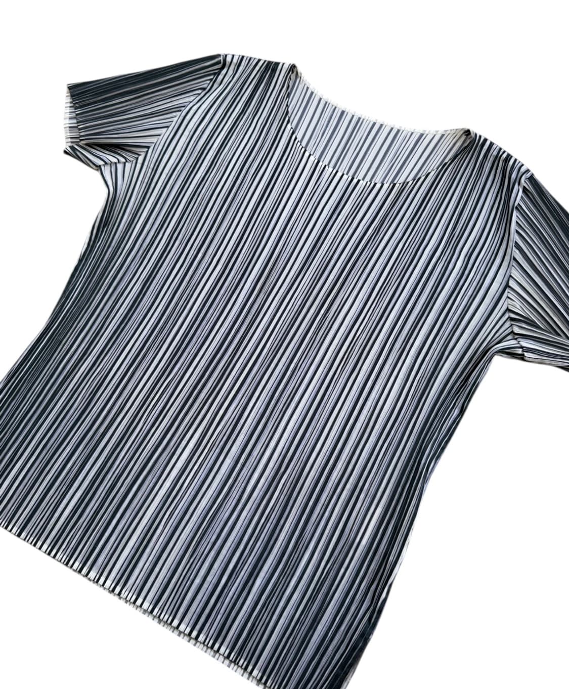 이세이 미야케 플리츠 플리즈 티셔츠 상품이미지3