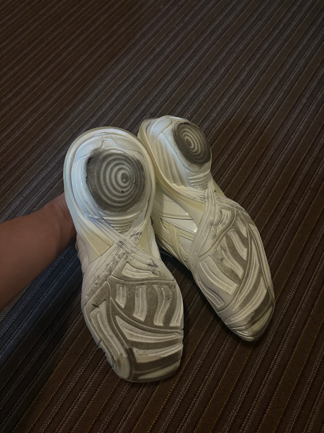 발렌시아가 Tyrex 화이트 스니커즈 40 상품이미지4