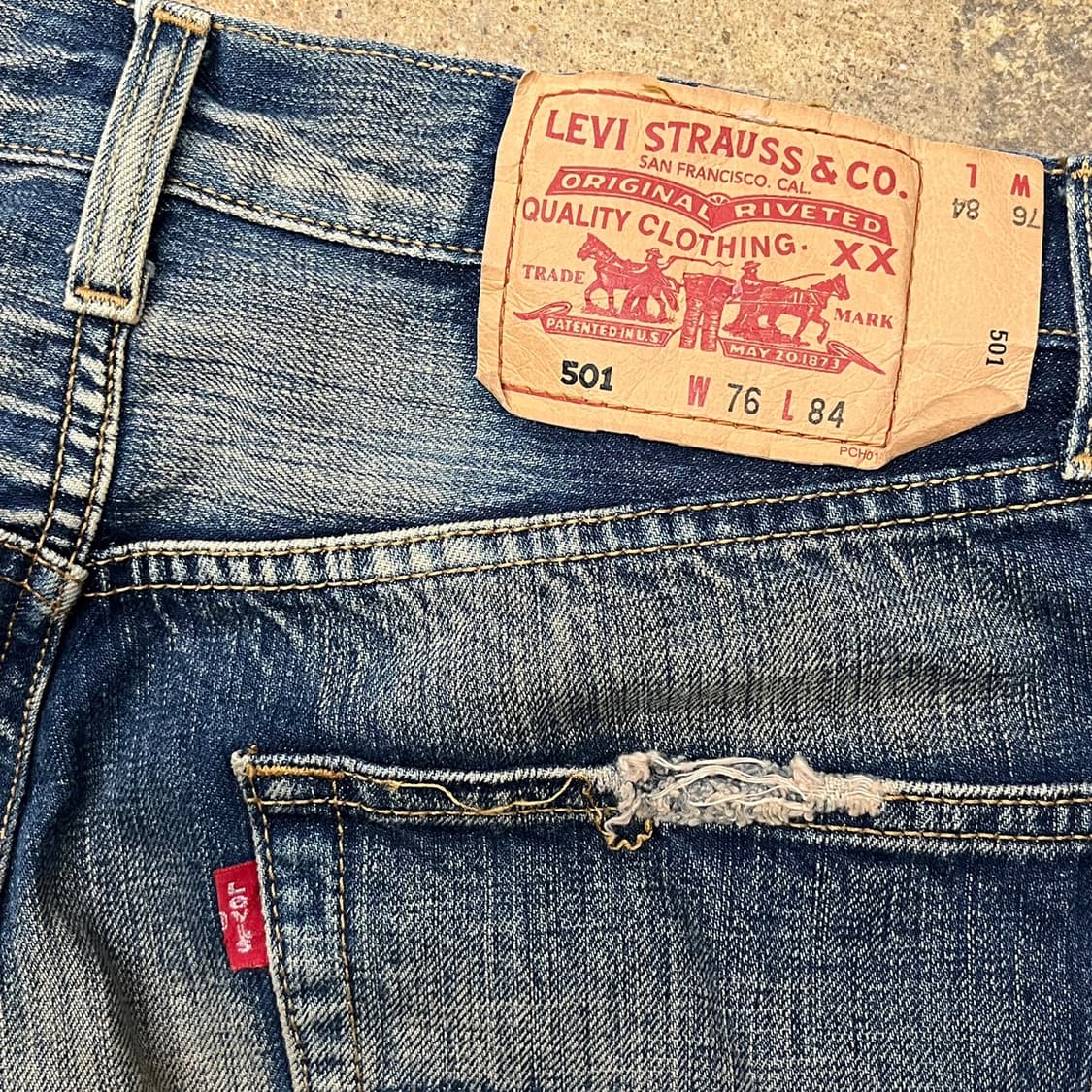 [정품] 리바이스 워싱 데님 청바지 b14 상품이미지4