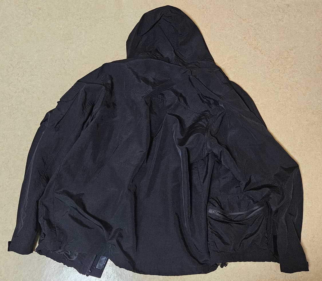 디미트리 블랙 블라디미르 멀티 포켓 테크니컬 자켓 상품이미지2