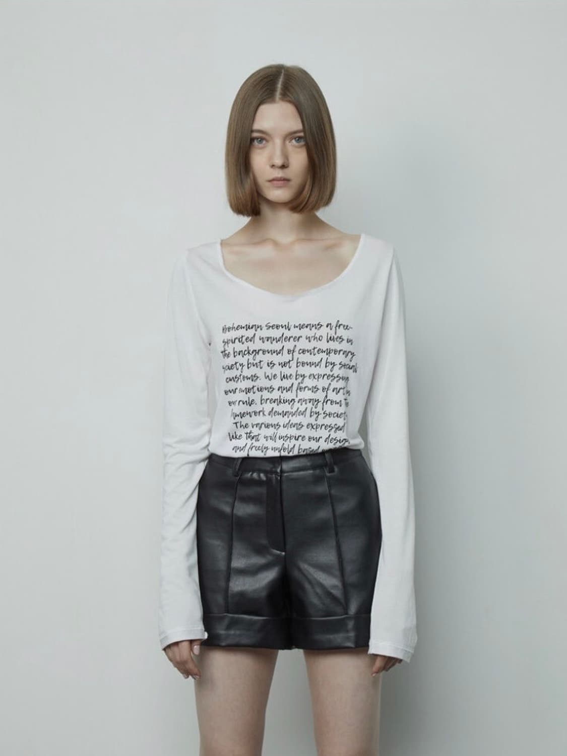 보헤미안서울 빈티지 레터링 티 상품이미지1