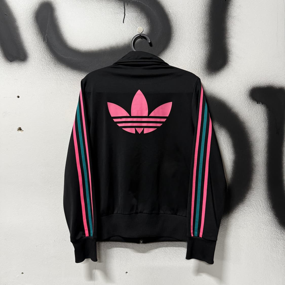 아디다스 파이어버드 블랙 핑크 빅 프린팅 트랙탑 져지 자켓 상품이미지2