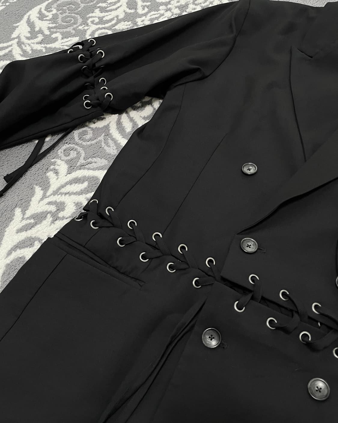 Not Conventional Lace-Up Tailored Jacket 상품이미지3